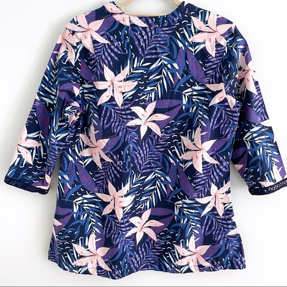 Tropical Print Tunic Blouse with Long Sleeves in Cotton for Cruise Vacations - Picture 4 of 7